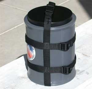 Illustration for article titled This Super Sherpa Climbed Everest 21 Times. Here's His Eco Gadget Bag.